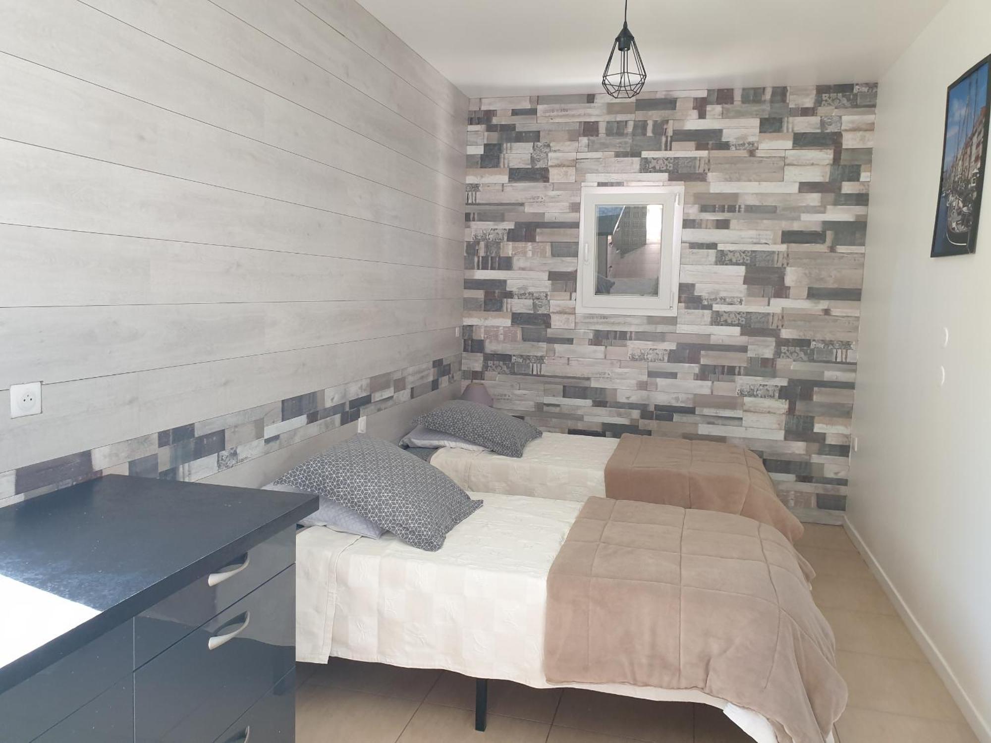 Le Clos Du Grand Chene - Gites 4 Etoiles - Saint-Marcel-d'Ardeche Zimmer foto